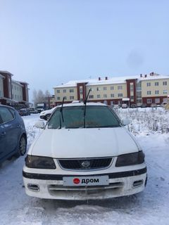 Седан Nissan Sunny 2001 года, 215000 рублей, Когалым