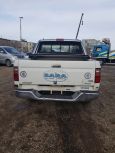  Toyota Hilux 2002 , 750000 , 