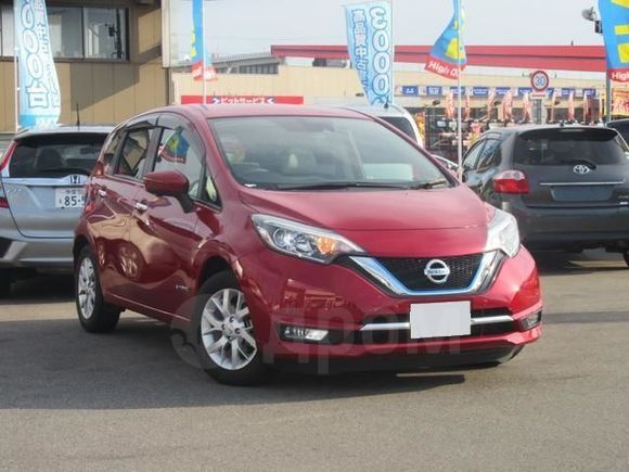  Nissan Note 2017 , 700000 , 