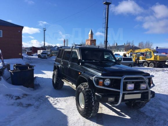 SUV   Nissan Patrol 1993 , 500000 , 