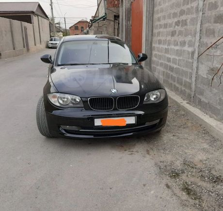  BMW 1-Series 2011 , 450000 , 