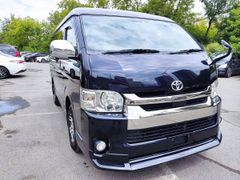Минивэн или однообъемник Toyota Hiace 2019 года, 4950000 рублей, Владивосток