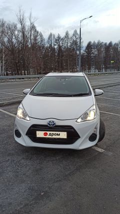 Хэтчбек Toyota Aqua 2016 года, 1049000 рублей, Новосибирск