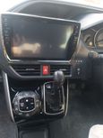    Toyota Voxy 2018 , 2133000 , 