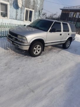 SUV или внедорожник Chevrolet Blazer 1996 года, 600000 рублей, Курагино