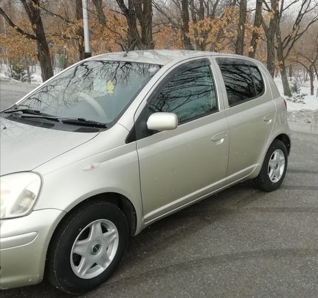  Toyota Vitz 2002 , 235000 , 