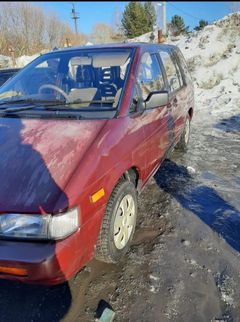 Минивэн или однообъемник Nissan Prairie 1990 года, 110000 рублей, Анжеро-Судженск
