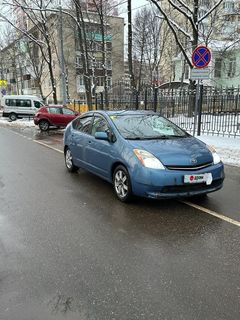 Лифтбек Toyota Prius 2009 года, 635000 рублей, Москва