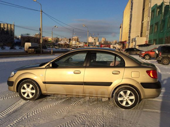  Kia Rio 2007 , 350000 , 