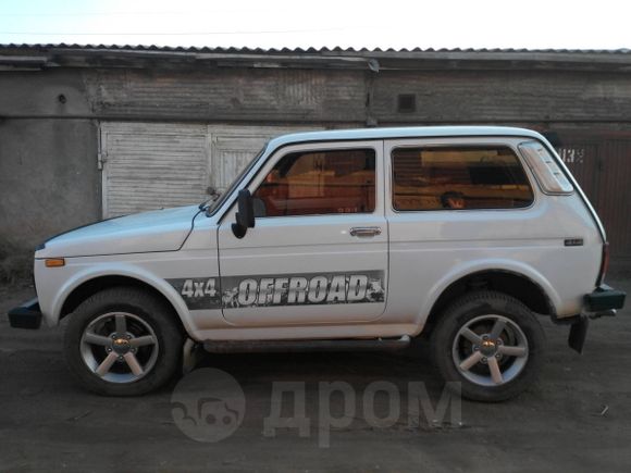 SUV    4x4 2121  2003 , 140000 , 