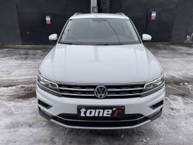 SUV   Volkswagen Tiguan 2017 , 2300000 , 