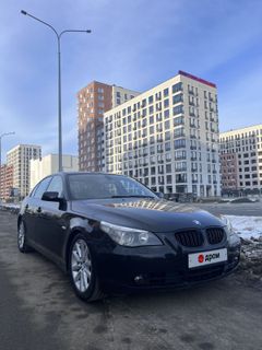 Седан BMW 5-Series 2005 года, 1075000 рублей, Тюмень