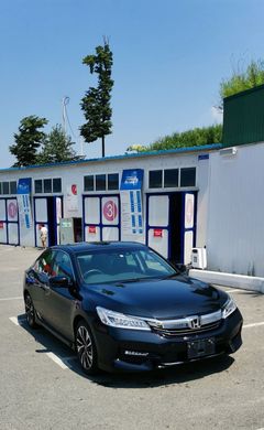 Седан Honda Accord 2018 года, 2900000 рублей, Владивосток