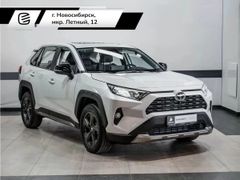 SUV или внедорожник Toyota RAV4 2022 года, 4000000 рублей, Новосибирск