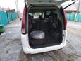    Nissan Serena 2005 , 800000 , 