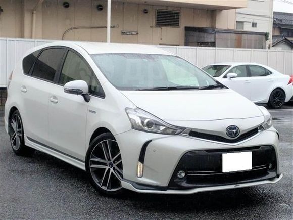    Toyota Prius Alpha 2018 , 1015000 , 