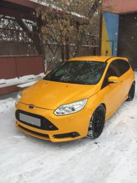  Ford Focus ST 2012 , 990000 , 