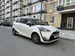 Минивэн или однообъемник Toyota Sienta 2016 года, 1550000 рублей, Краснодар