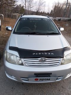 Универсал Toyota Corolla Fielder 2003 года, 635000 рублей, Тында