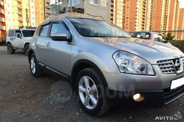 SUV   Nissan Qashqai 2008 , 640000 , 