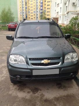 SUV   Chevrolet Niva 2010 , 320000 , 