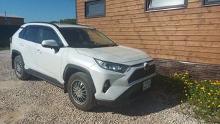 SUV или внедорожник Toyota RAV4 2019 года, 3300000 рублей, Чехов
