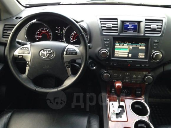 SUV   Toyota Highlander 2012 , 1575000 , 