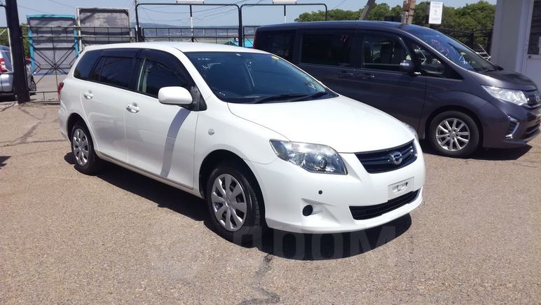  Toyota Corolla Fielder 2011 , 625000 , 