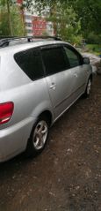    Toyota Avensis Verso 2003 , 520000 , 