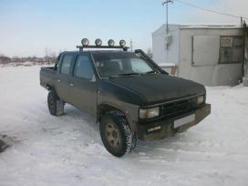  Nissan Datsun 1990 , 135000 , 