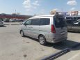    Nissan Serena 2004 , 180000 , 