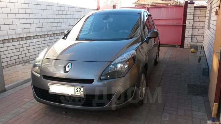    Renault Grand Scenic 2009 , 535000 , 