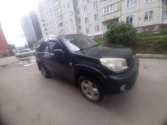 SUV или внедорожник Toyota RAV4 2004 года, 950000 рублей, Новосибирск