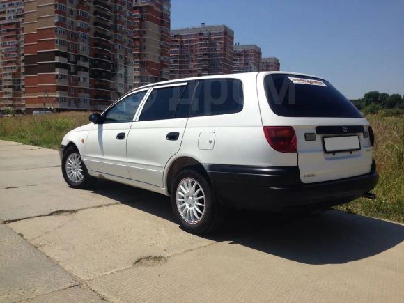  Toyota Caldina 2000 , 240000 , 