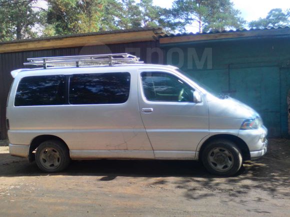    Toyota Hiace Regius 1999 , 300000 , 