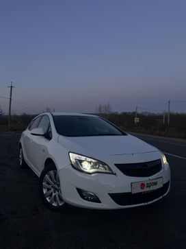  Opel Astra 2010 , 700000 , 
