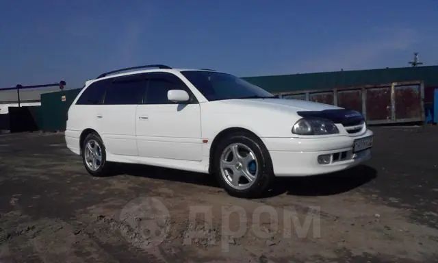  Toyota Caldina 1999 , 300000 , 