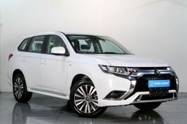 SUV или внедорожник Mitsubishi Outlander 2022 года, 2869000 рублей, Челябинск