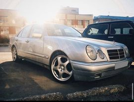  Mercedes-Benz E-Class 1998 , 310000 , 