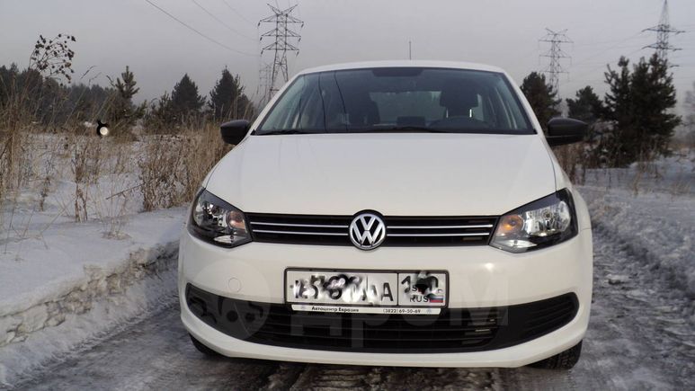  Volkswagen Polo 2011 , 400000 , 