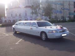 Седан Lincoln Town Car 2002 года, 449000 рублей, Москва