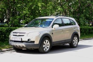 SUV   Chevrolet Captiva 2010 , 700000 , 