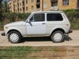 SUV    4x4 2121  1990 , 50000 , 