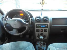  Renault Logan 2006 , 235000 , 