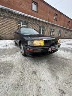 Седан Toyota Crown 1992 года, 320000 рублей, Омск