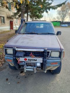 Пикап Mitsubishi Strada 1992 года, 305000 рублей, Чугуевка
