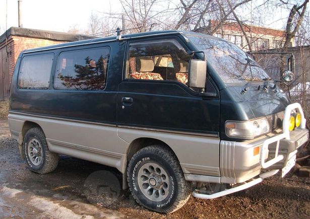    Mitsubishi Delica 1984 , 235000 , 