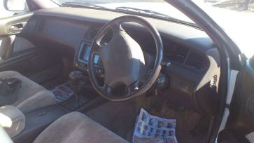  Toyota Crown 1995 , 185000 , 