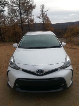    Toyota Prius Alpha 2015 , 1200000 , 