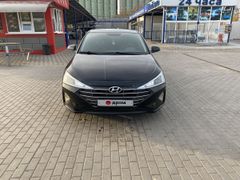 Седан Hyundai Elantra 2019 года, 1650000 рублей, Гуково